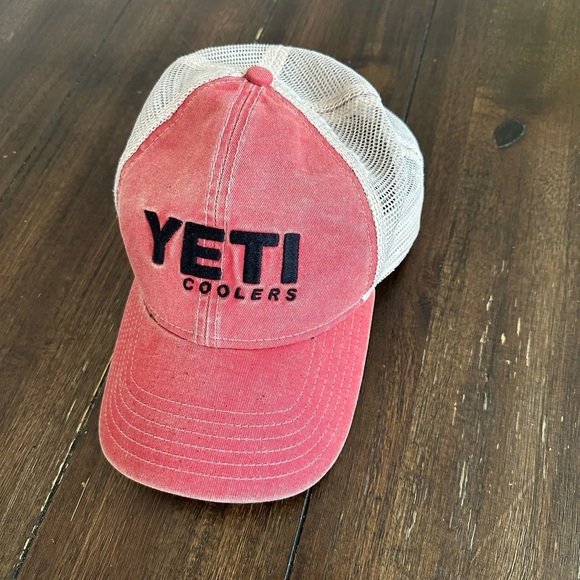 Yeti hat main image 4